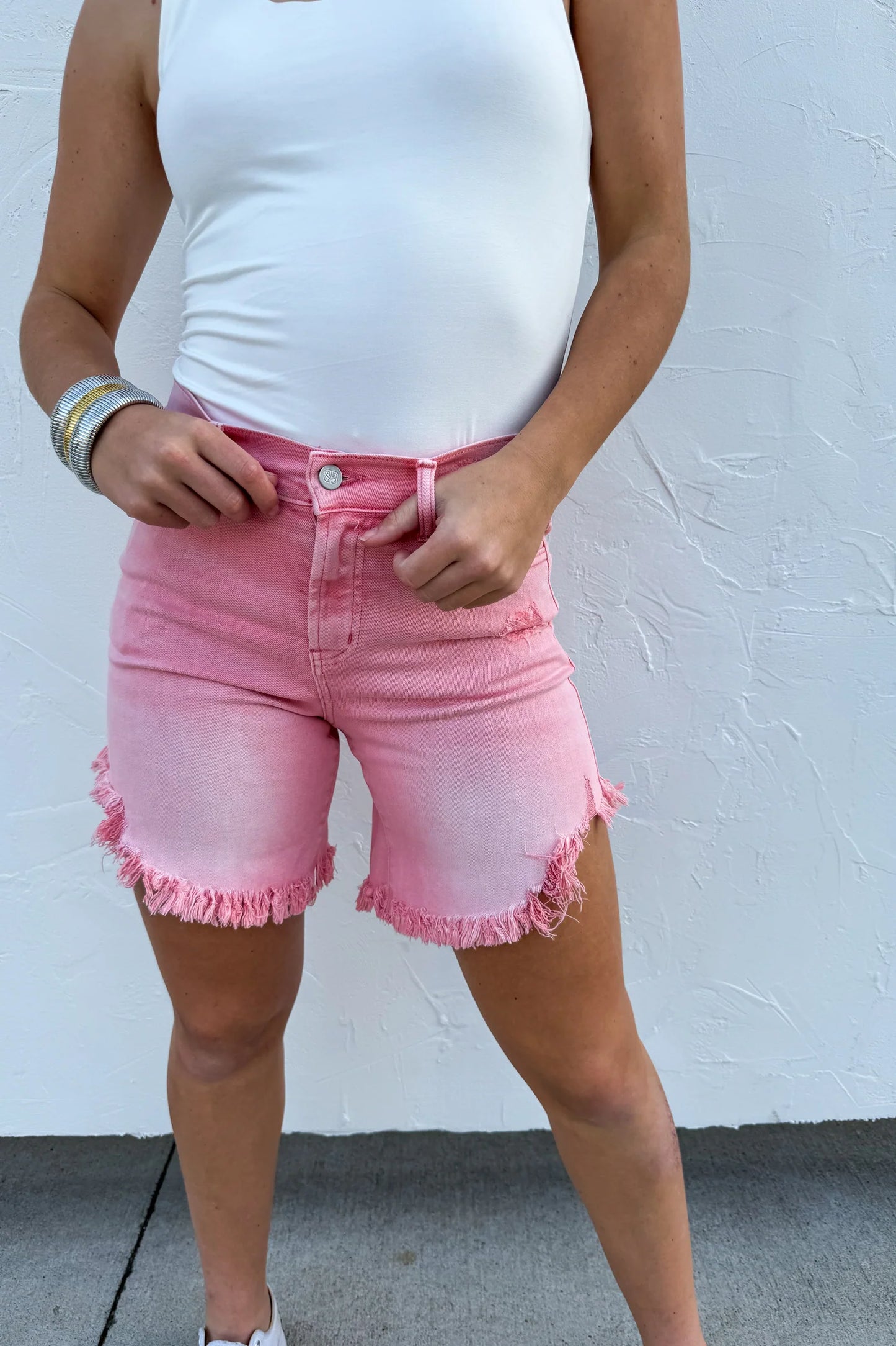 PREORDER- PRETTY-N-PINK FRAYED HEM SHORTS